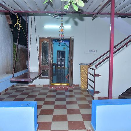 Sripada Kuteer Apartment Pithapuram Exterior photo
