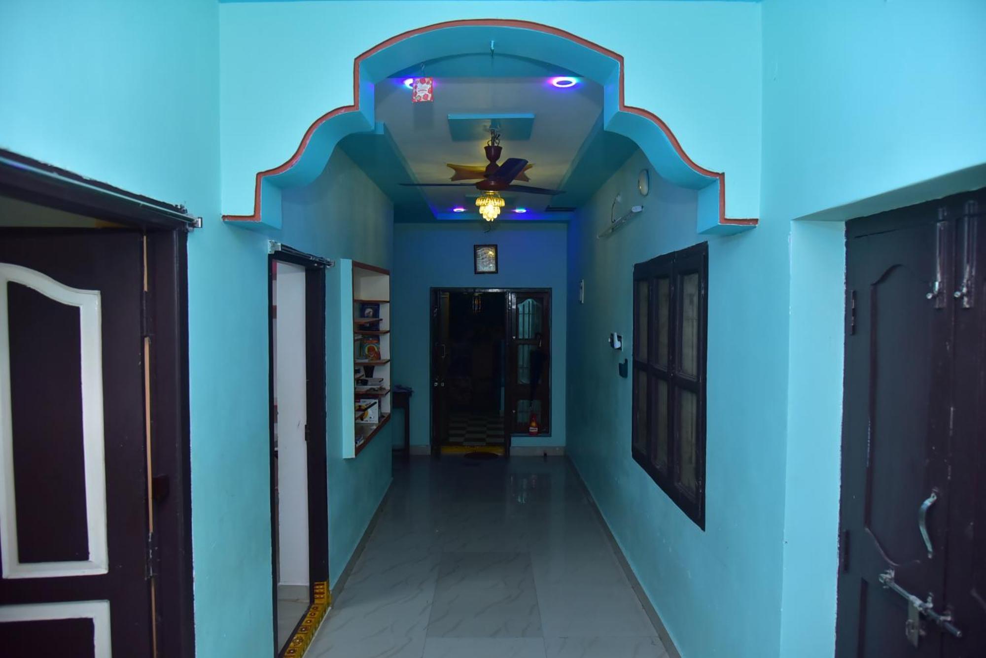 Sripada Kuteer Apartment Pithapuram Exterior photo