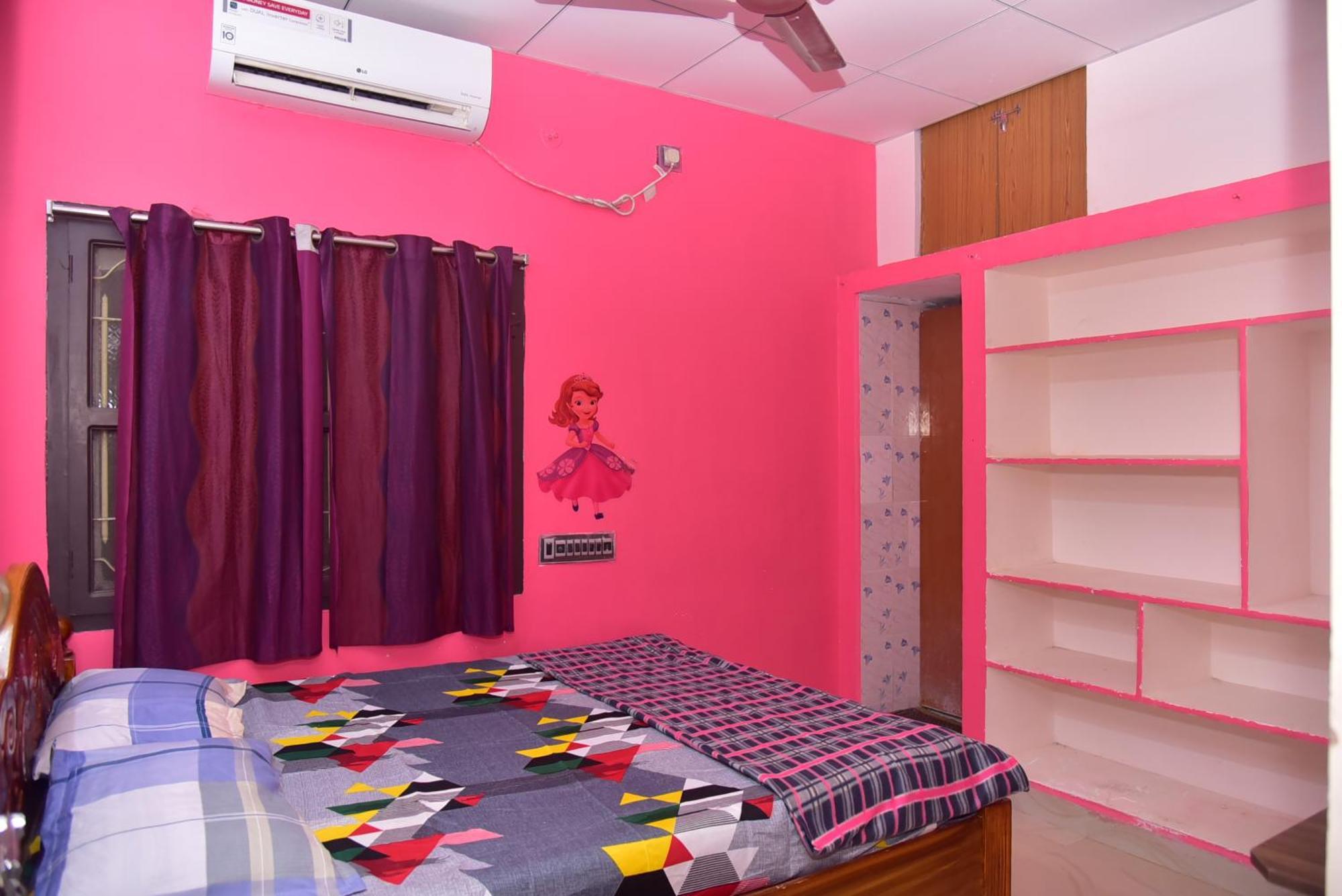 Sripada Kuteer Apartment Pithapuram Exterior photo