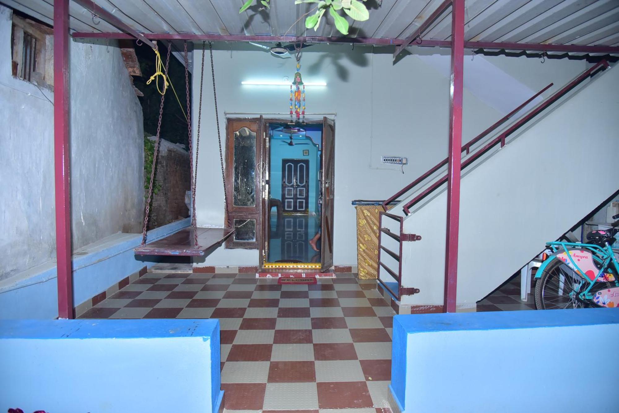 Sripada Kuteer Apartment Pithapuram Exterior photo