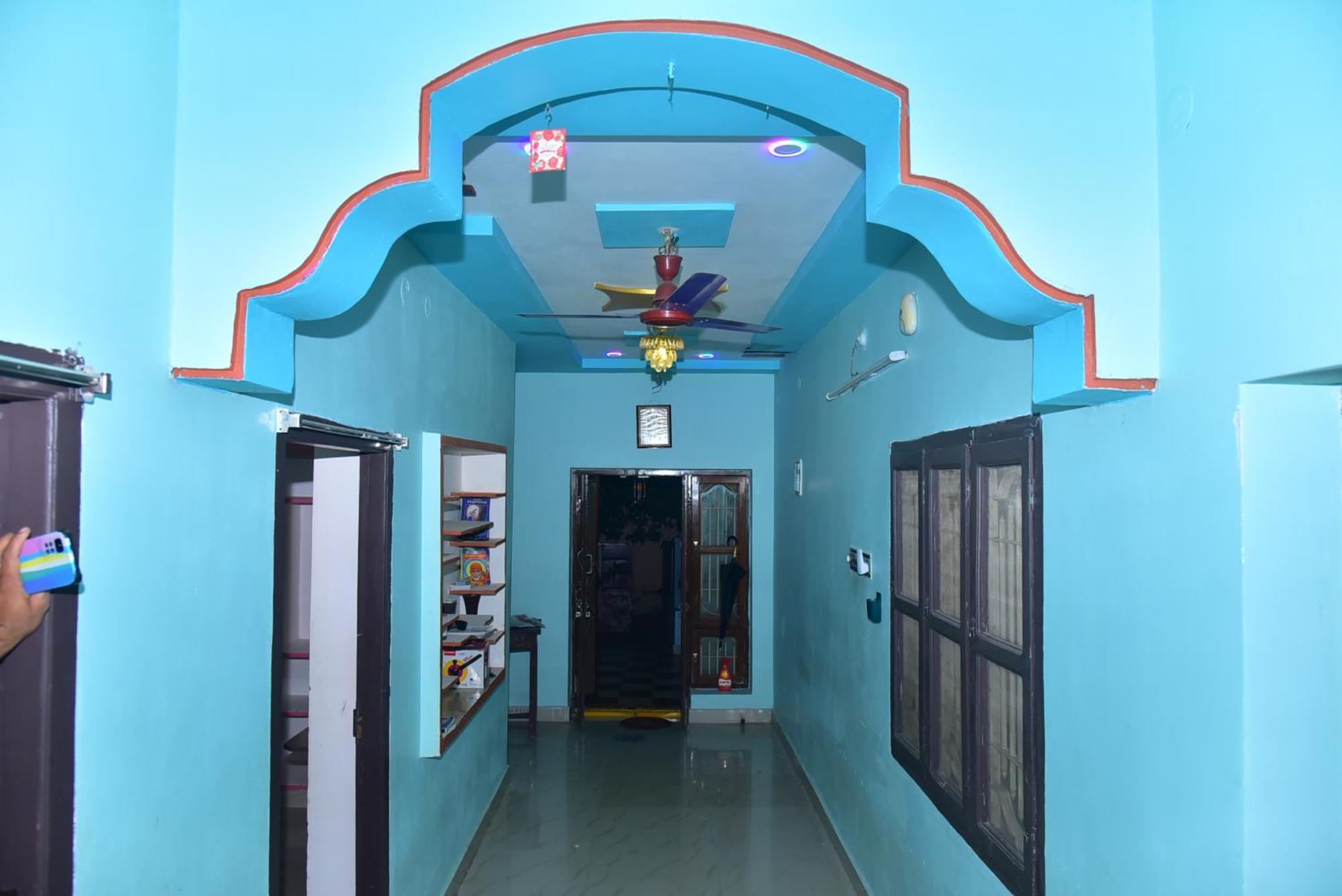 Sripada Kuteer Apartment Pithapuram Exterior photo